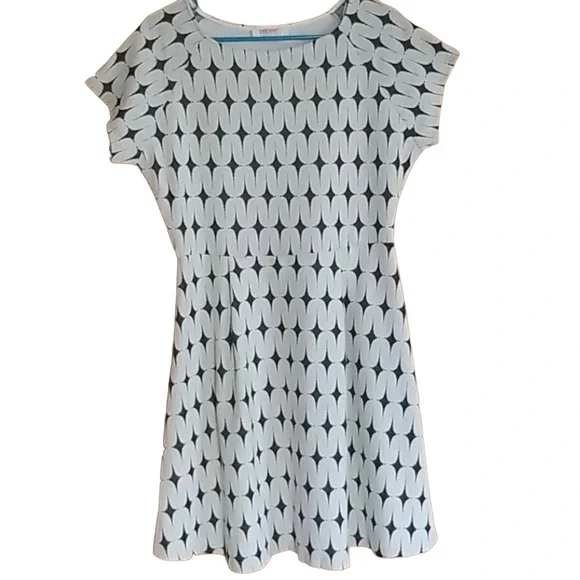 Renee C. Dress M - Picture 3 of 7